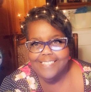 Meet your Posher, Paulette